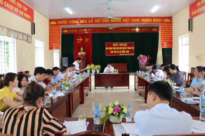 Chủ tịch UBND thành phố làm việc với Ban thường vụ Đảng ủy xã Hồng Nam