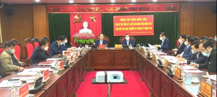 Đồng chí Chủ tịch UBND tỉnh - Trần Quốc Văn làm việc với Ban Thường vụ Thành ủy