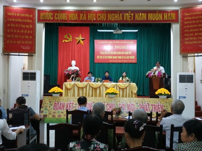 Tổ đại biểu số 5 HĐND thành phố tiếp xúc cử tri xã Liên Phương, phường Quang Trung