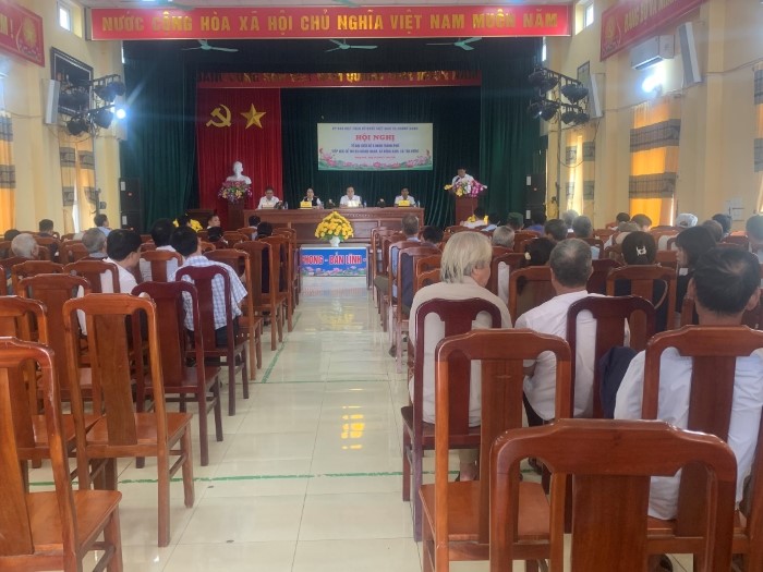 Tổ đại biểu số 8 HĐND thành phố tiếp xúc cử tri tại xã Hoàng Hanh, Hồng Nam và xã Tân Hưng