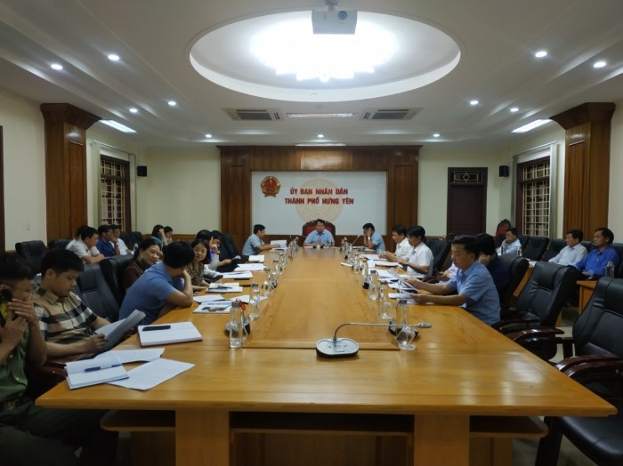 UBND thành phố họp nghe báo cáo về việc giải tỏa công trình vi phạm theo kế hoạch 93A của UBDN tỉnh trên địa bàn thành phố Hưng Yên