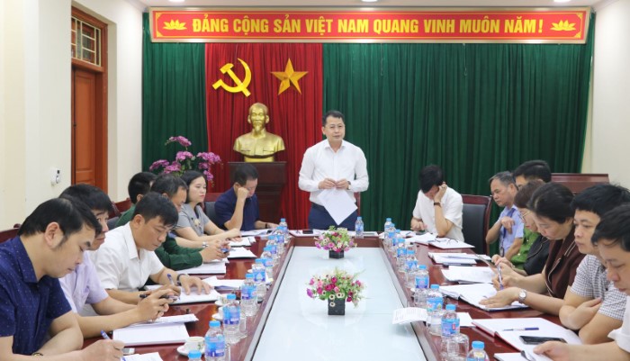 Chủ tịch UBND thành phố Doãn Quốc Hoàn làm việc với Ban thường vụ Đảng ủy phường Minh Khai