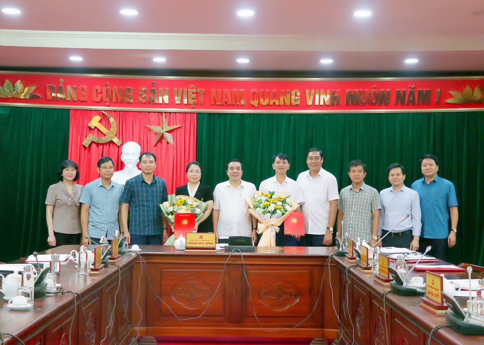 Ban Thường vụ Thành ủy Hưng Yên công bố quyết về công tác cán bộ