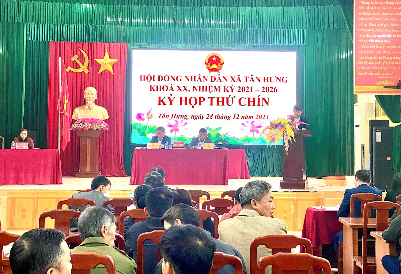 Hội đồng Nhân dân xã Tân Hưng tổ chức kỳ họp thứ Chín, khóa XX, nhiệm kỳ 2021-2026