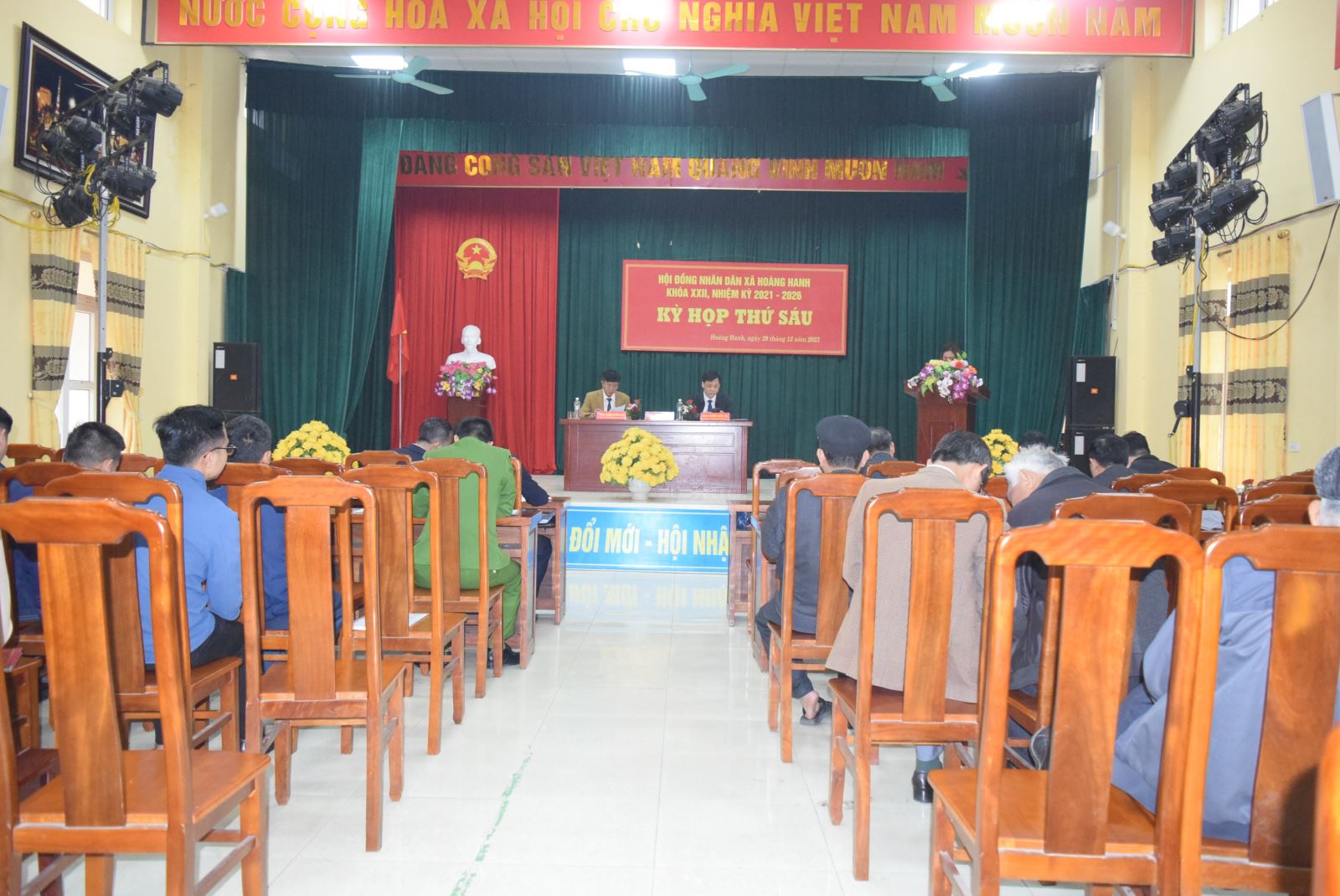 Xã Hoàng Hanh tổ chức Kỳ họp thứ sáu - HĐND xã khóa XXII,  nhiệm kỳ 2021-2026