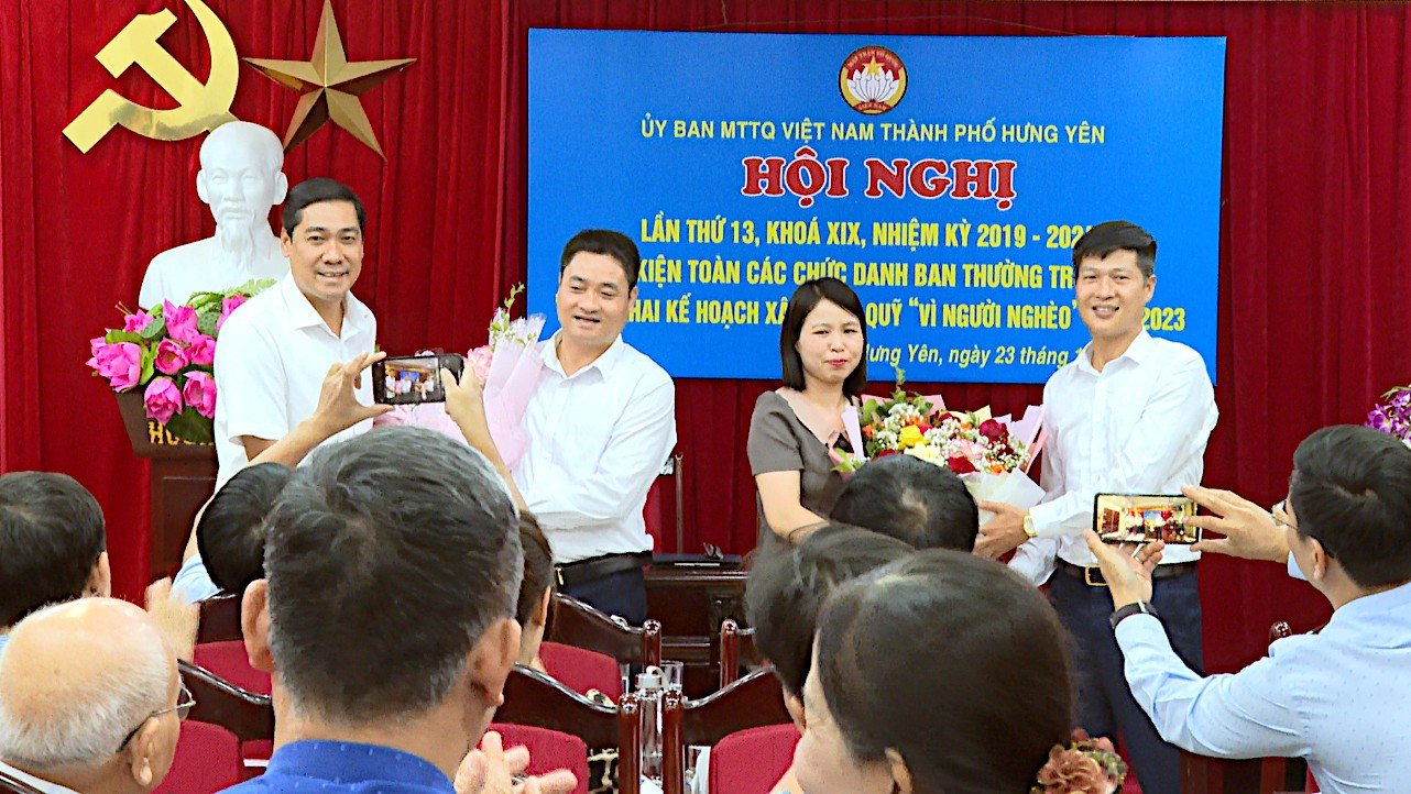Ủy ban mặt trận tổ quốc Việt Nam thành phố  tổ chức Hội nghị kiện toàn các chức danh Ban Thường trực  và triển khai Kế hoạch xây dựng quỹ “vì người nghèo” năm 2023