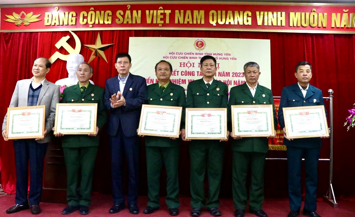 Hội Cựu chiến binh thành phố Hưng Yên tổng kết công tác Hội năm 2023, triển khai phương hướng nhiệm vụ 2024