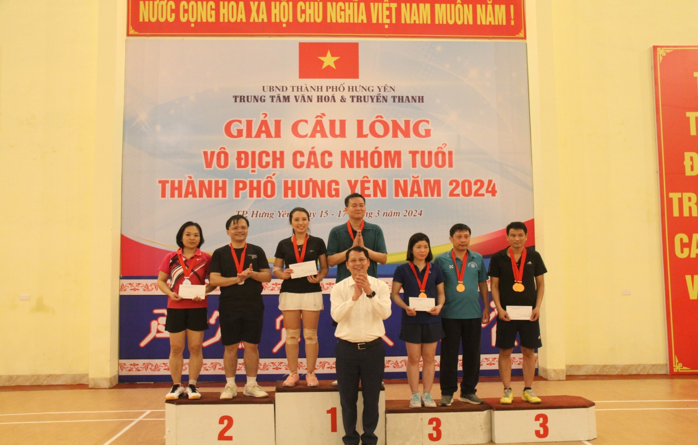 Giải Cầu lông vô địch các nhóm tuổi thành phố Hưng Yên năm 2024