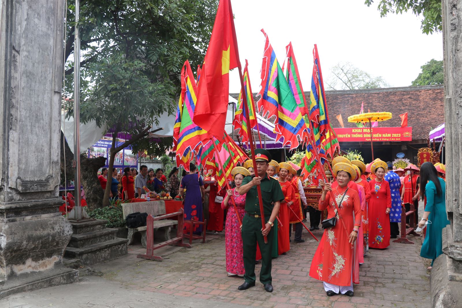 Lễ hội truyền thống Đình Hiến