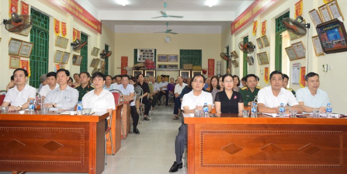 Phường Lam Sơn, phường Hiến Nam tổ chức hội nghị lấy ý kiến nhận xét và tín nhiệm của cử tri nơi cư trú đối với những người ứng cử đại biểu HĐND các cấp nhiệm kỳ 2021 -2026