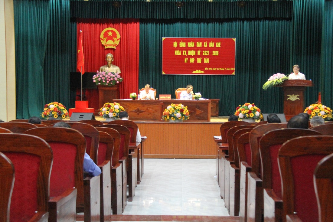Kỳ họp thứ 8 Hội đồng Nhân dân xã Bảo Khê, khóa XX, nhiệm kỳ 2021-2026