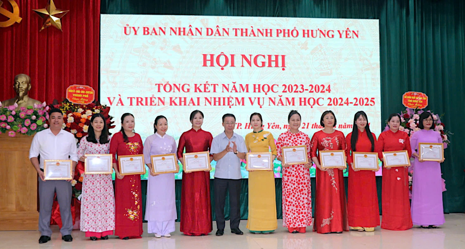 Thành phố Hưng Yên tổng kết năm học 2023-2024, triển khai nhiệm vụ năm học 2024-2025