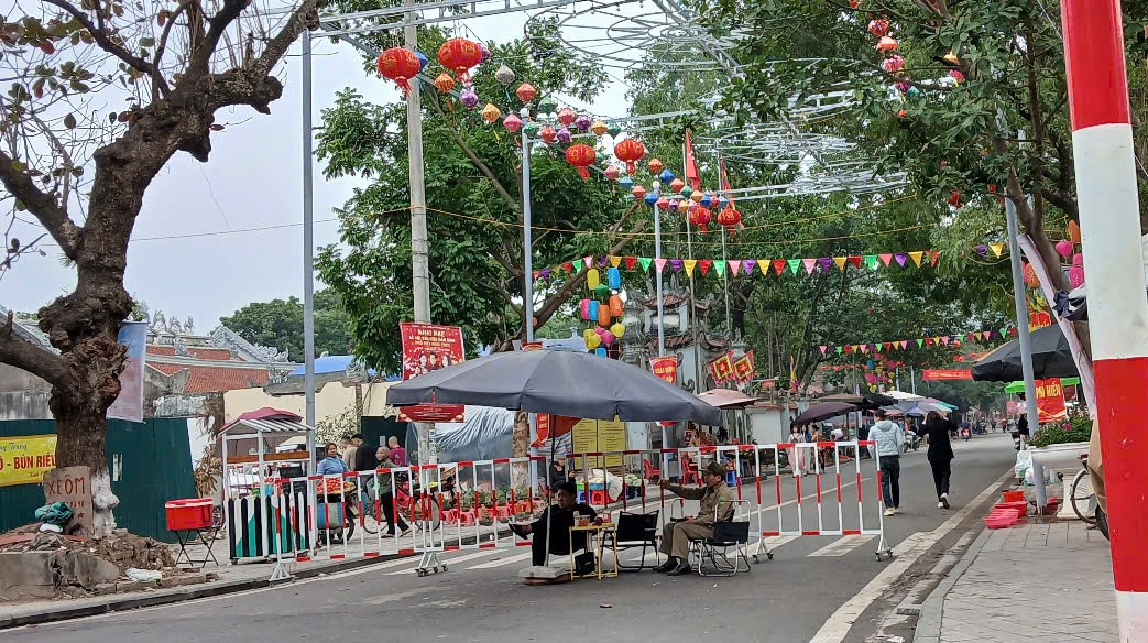 Thành phố tăng cường công tác đảm bảo an ninh trật tự tại các di tích lễ hội đầu xuân Ất Tỵ 2025