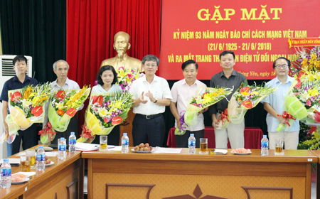 Gặp mặt nhân kỷ niệm Ngày Báo chí cách mạng Việt Nam (21.6) và ra mắt trang thông tin điện tử đối ngoại của tỉnh