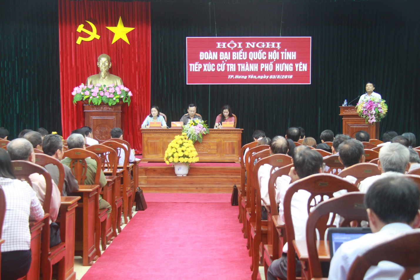 Đại biểu Quốc hội tỉnh tiếp xúc cử tri thành phố Hưng Yên